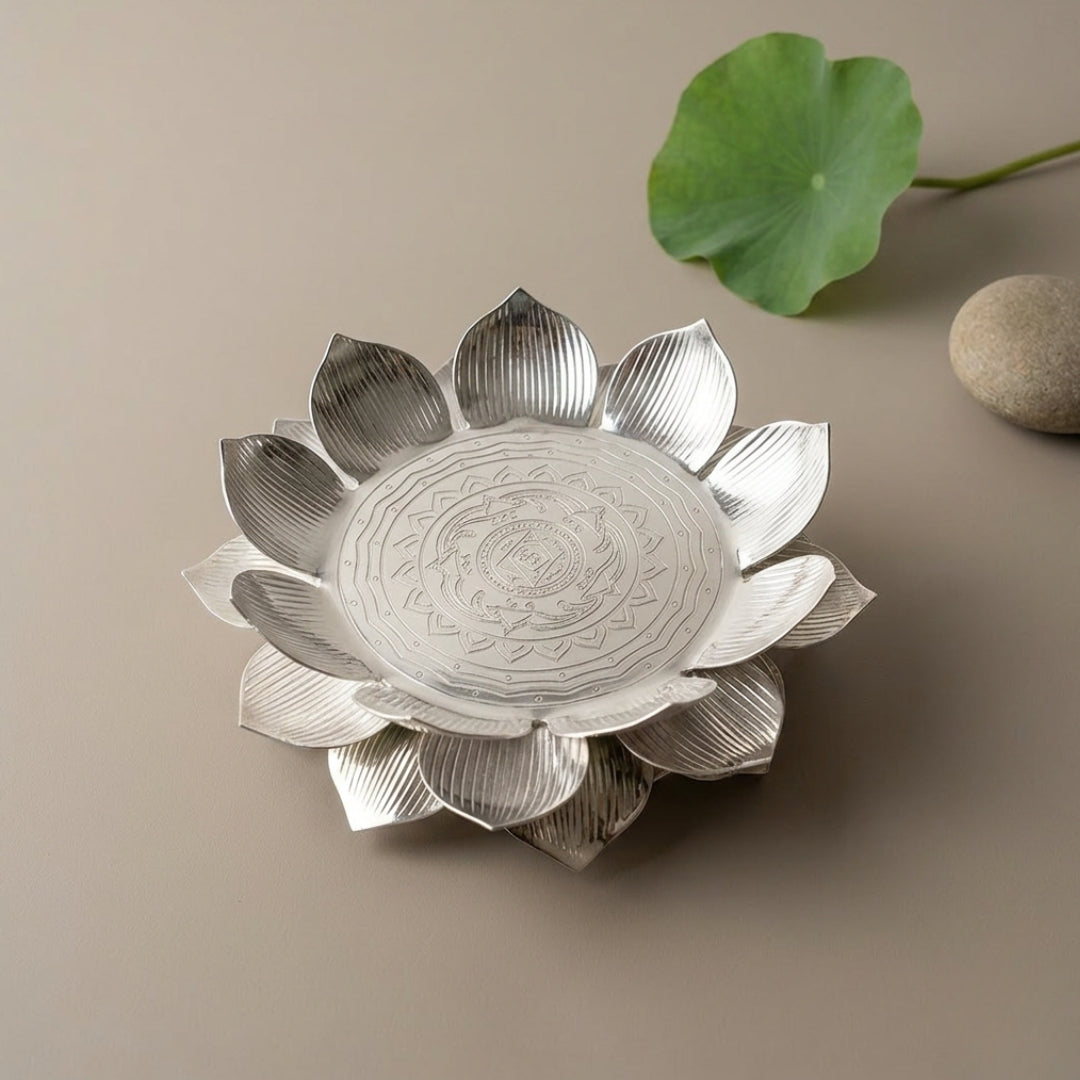 Silver Plated Lotus Singhasan with Lacquer Finish | Divine Festive Gift Box