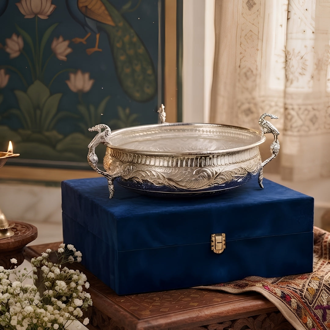 Peacock-Foot Silver urli / bowl in Velvet Box