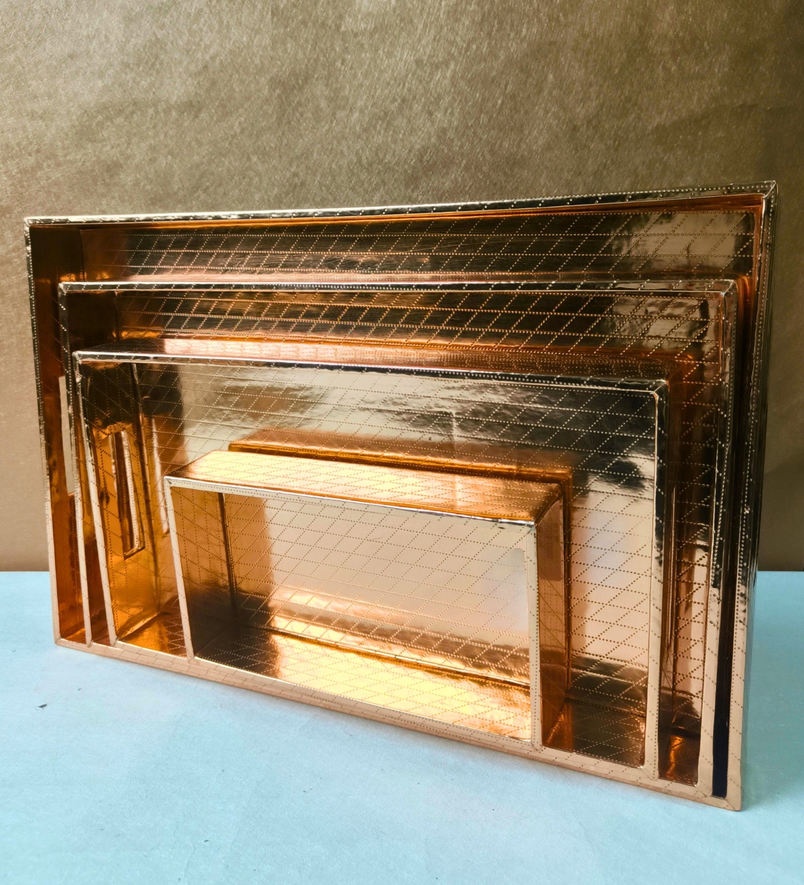 Copper With Pattern Tray (Set Of 4)