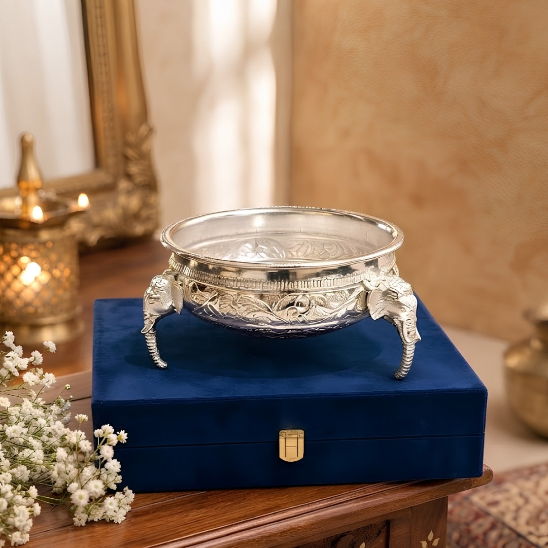 Elephant-Foot Silver urli / bowl in Velvet Box