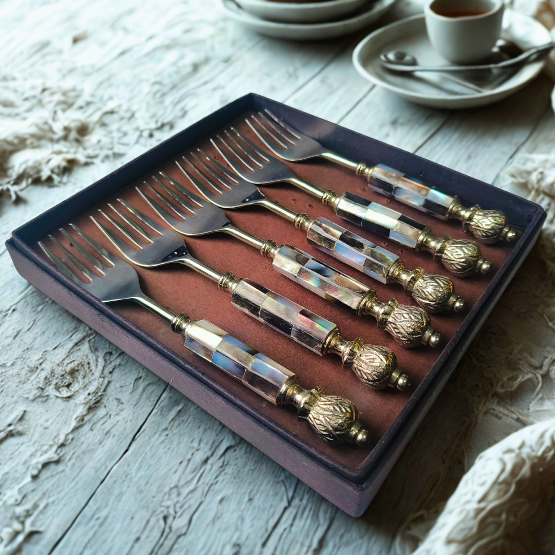 Cutlery Set Of 6 - Black Mother Of Pearl With Silver Knob Table Fork