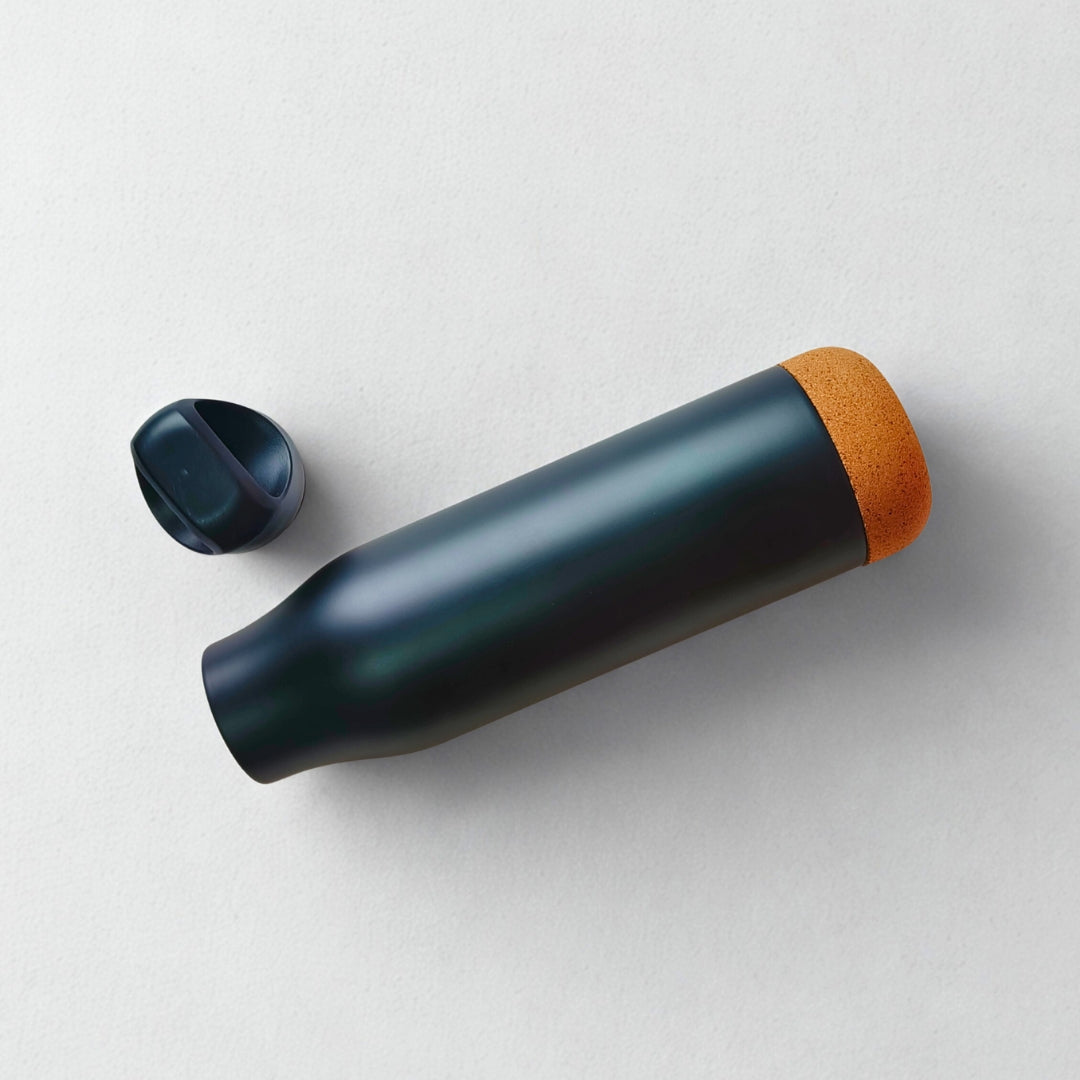 Black Stainless Steel Insulated Bottle With Bamboo Lid (500ml)