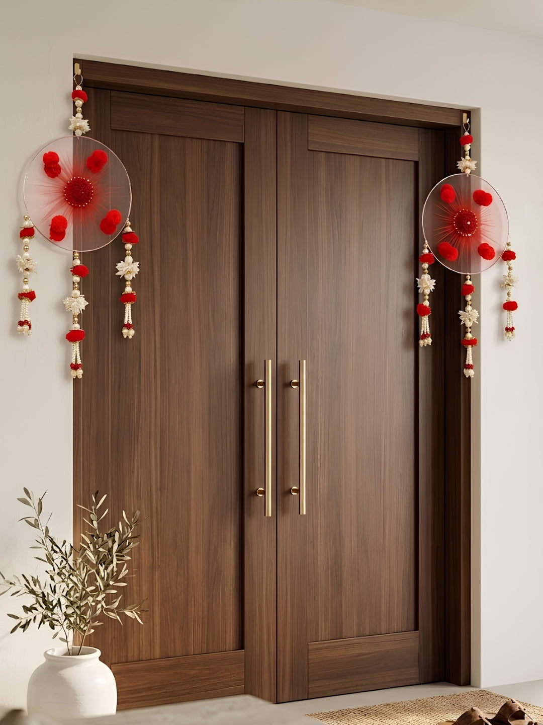 Red Pom-Pom & Pearl Festive Side Hangings