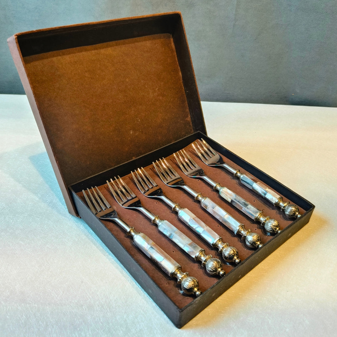 Cutlery Set Of 6 - Brown Mother Of Pearl With Silver Knob Table Fork