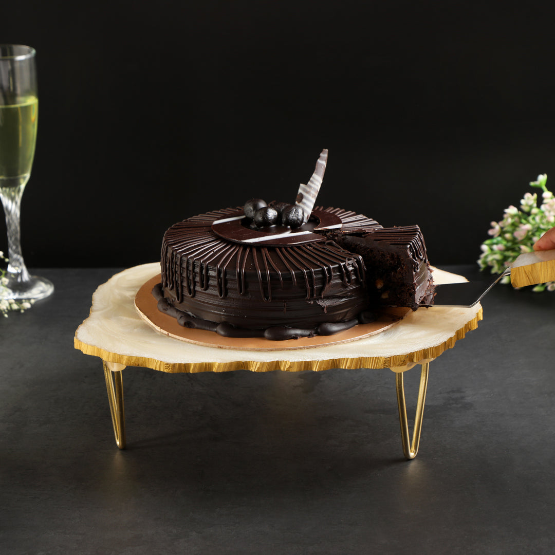 Ivory Resin Cake Stand With Picker