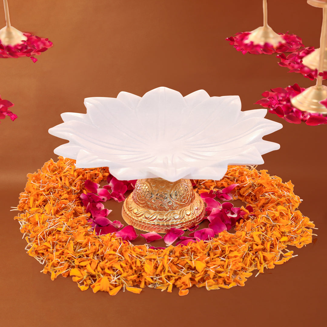 4" Marble Flower With Gold Metal Base Urli - Small