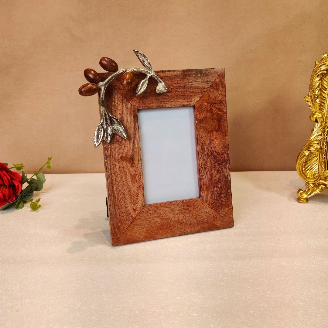 Metallic olive accents wooden photoframe