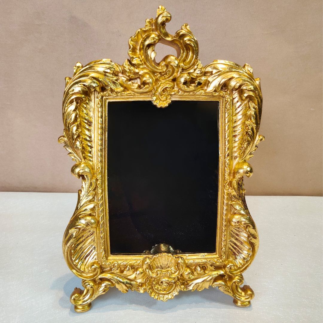 Gold Resin Vintage vertical photoframe