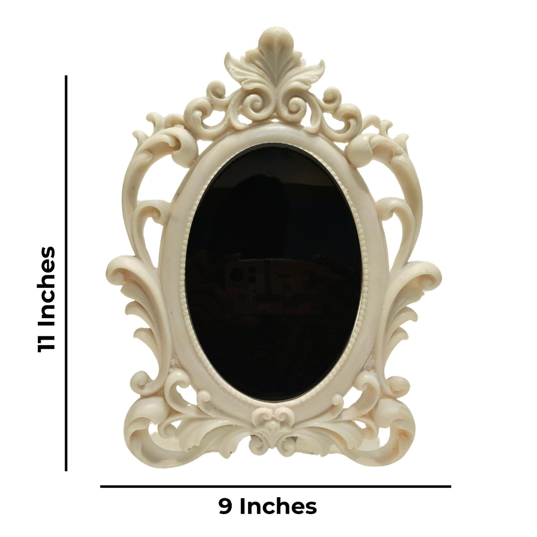 oval white Resin Vintage photoframe