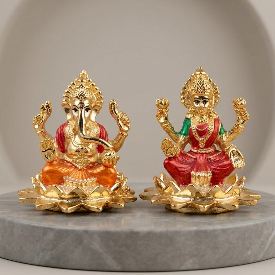 Divine Lakshmi Ganesha Idol Set β 24K Gold-Plated Laxmi Ganesh Murti on Lotus Base for Diwali Pooja, Home Mandir & Wealth Prosperity (Pair of 2, Gold & Meenakari Finish)