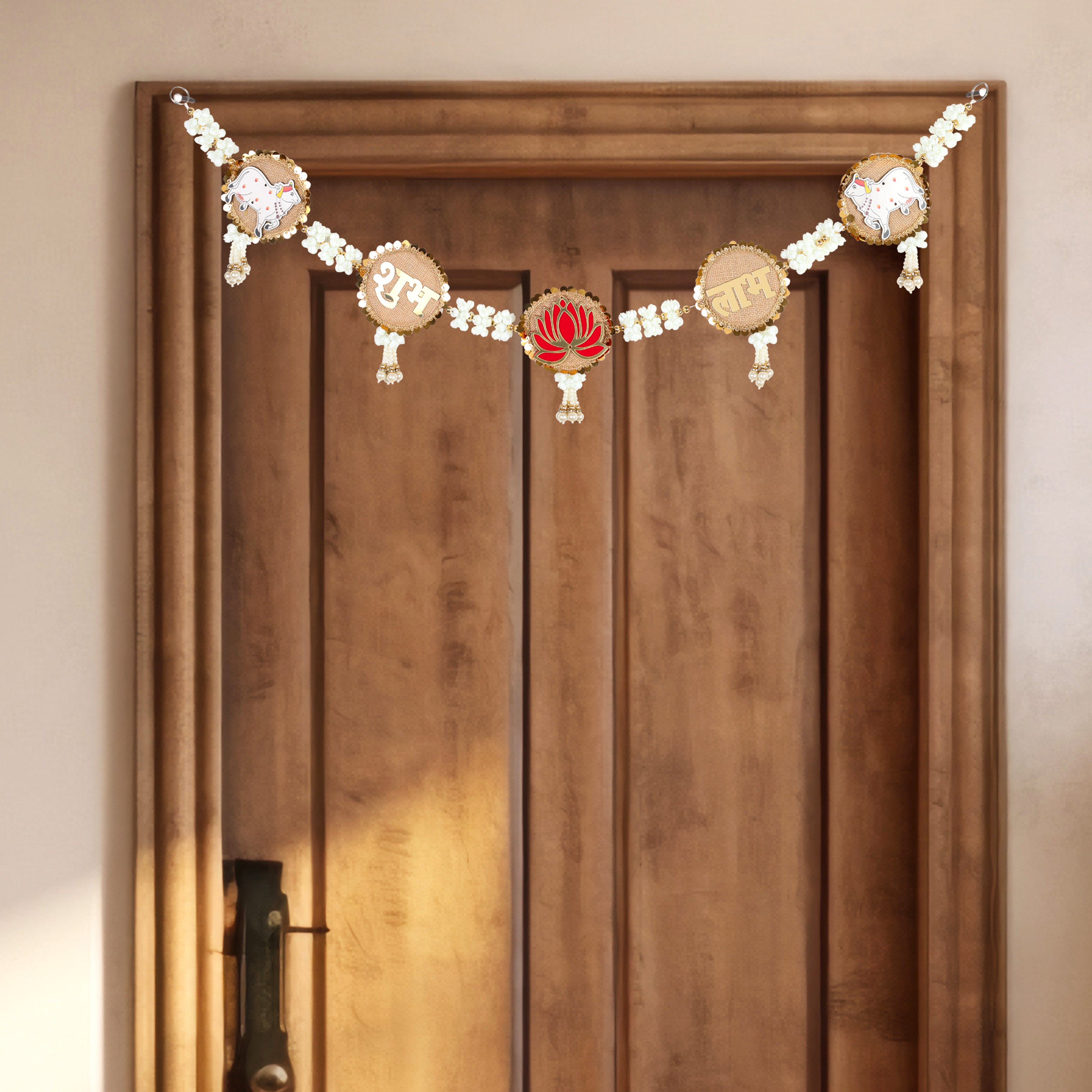 Pichwai Jute & Moti Toran