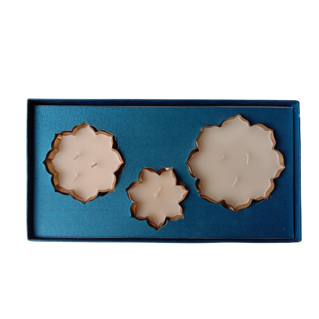 Luxury Gold-Rimmed Lotus Shape Scented Candle Gift Set OF 3