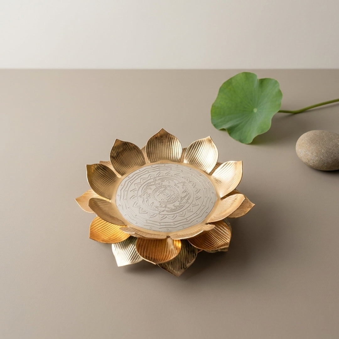 Gold & Silver Plated Lotus Singhasan with Lacquer Finish | Divine Festive Gift Box