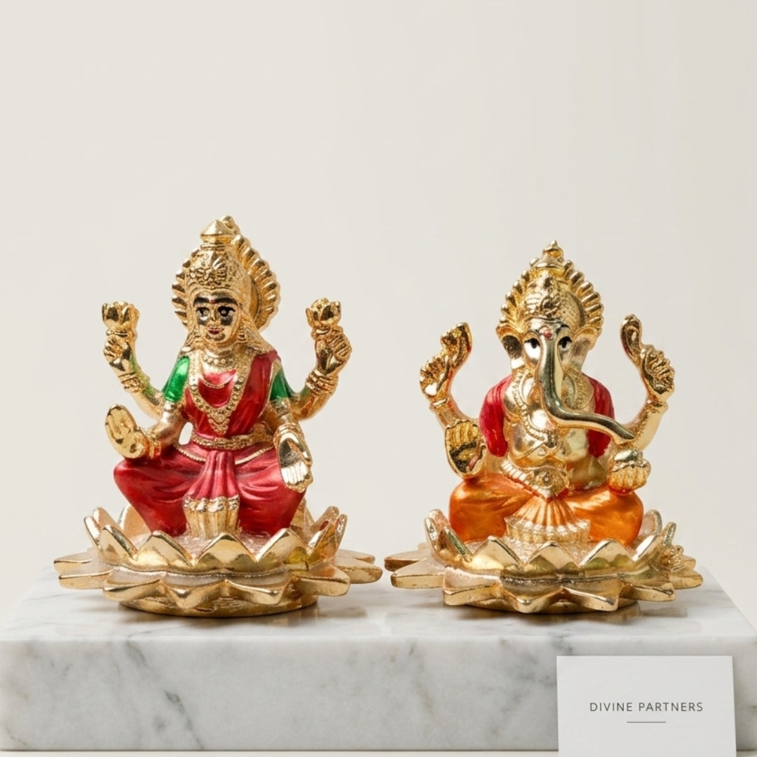 Divine Lakshmi Ganesha Idol Set – 24K Gold-Plated Laxmi Ganesh Murti on Lotus Base for Diwali Pooja, Home Mandir & Wealth Prosperity (Pair of 2, Gold & Meenakari Finish)