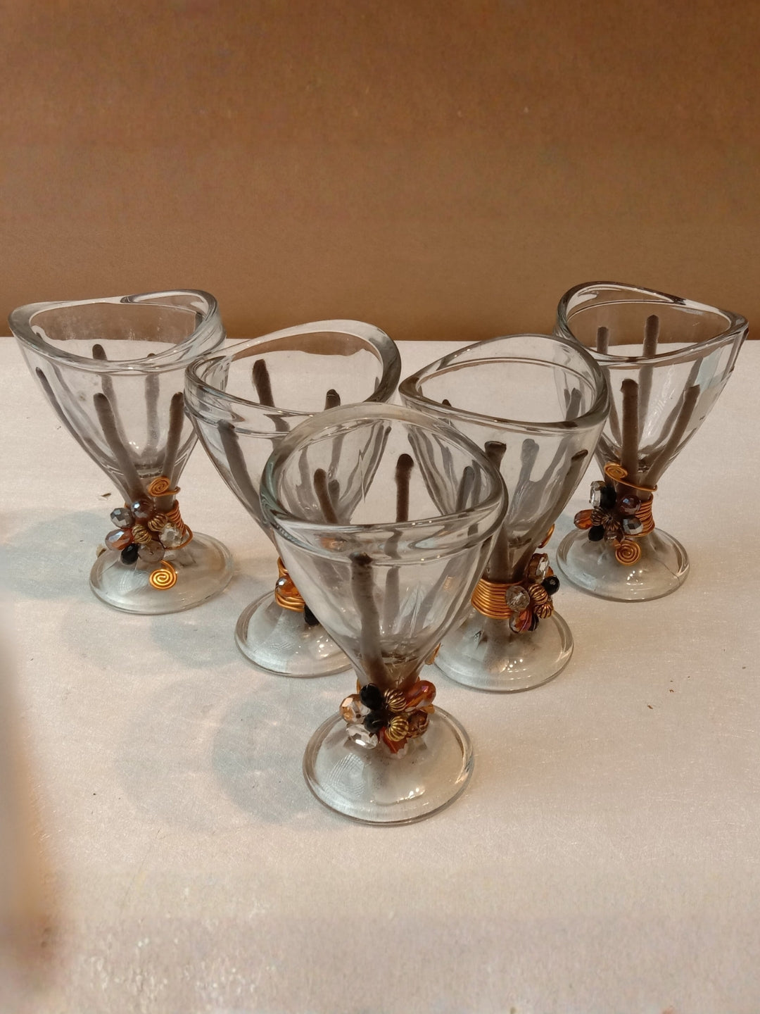 Oval Shape Grey Resin Mocktail Filigree Glass Set of 5