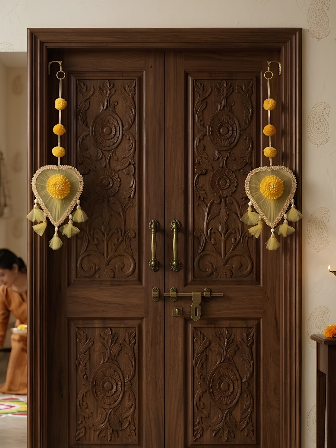 Small Yellow Floral Heart-Shaped Festive Hangings