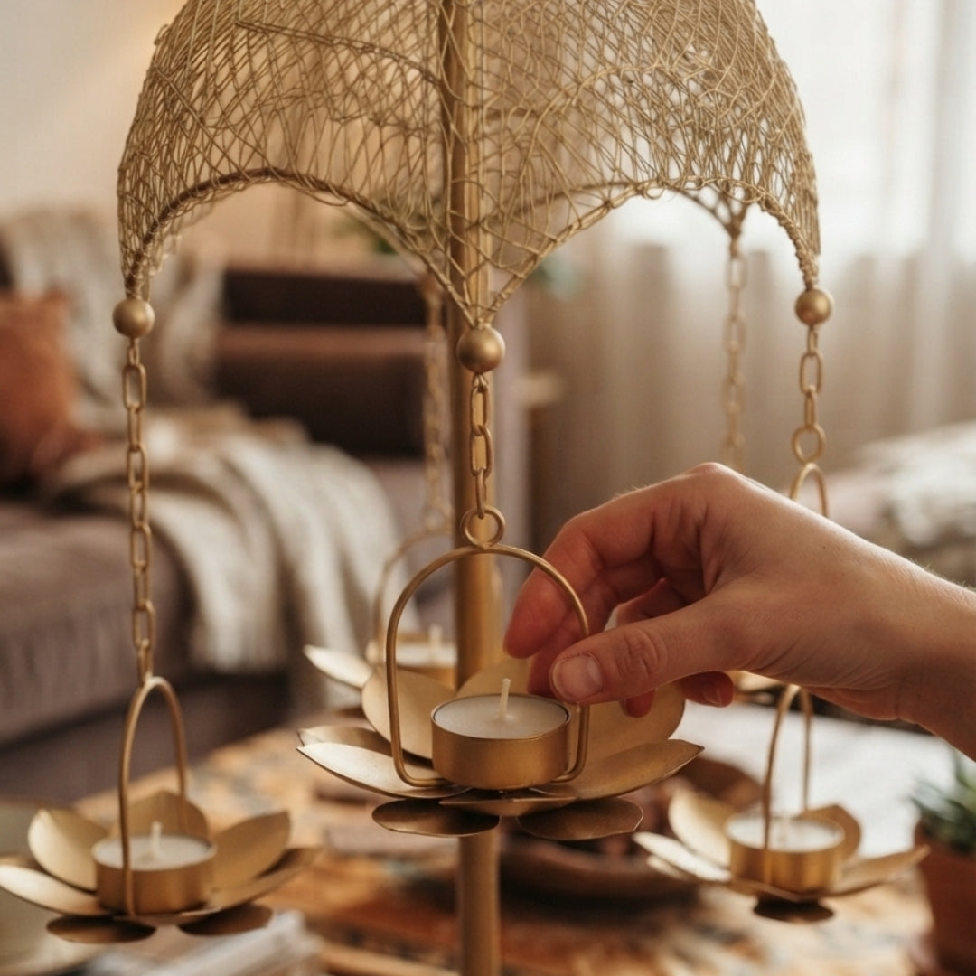 Metal tlight holder jhoomar Medium