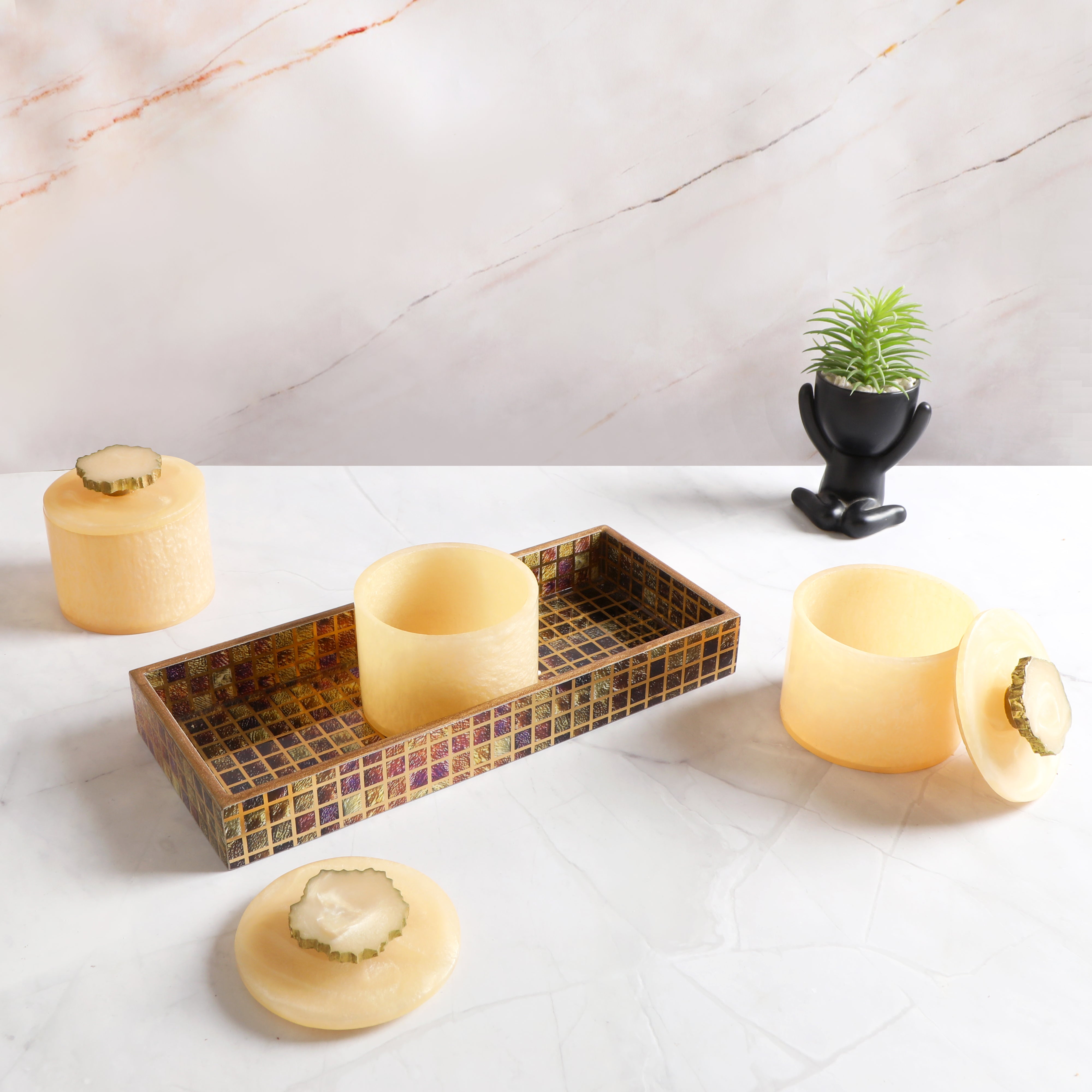 Brown Checks Printed Enamel Wooden Tray With 3 Resin Jars