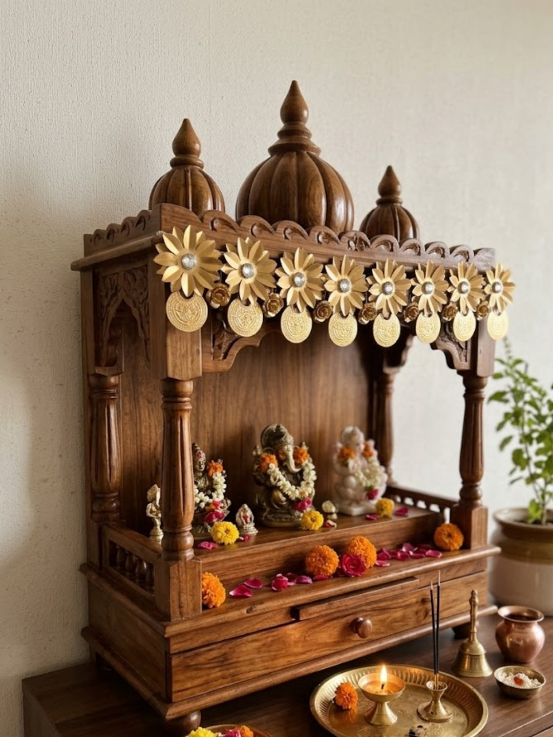 metal gold finish flower chand shape toran