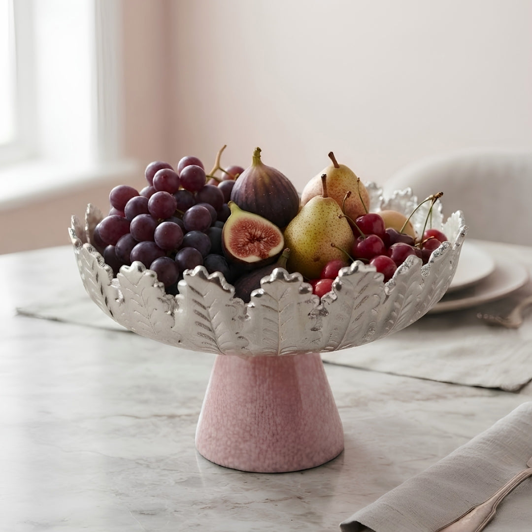 Silver-Plated Leaf-Rim Pedestal Bowl in Velvet Gift Box
