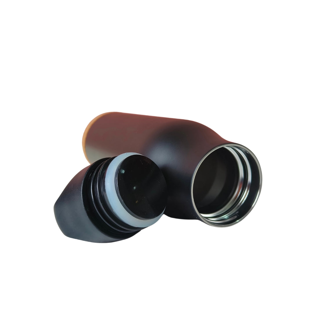 Black Stainless Steel Insulated Bottle With Bamboo Lid (500ml)