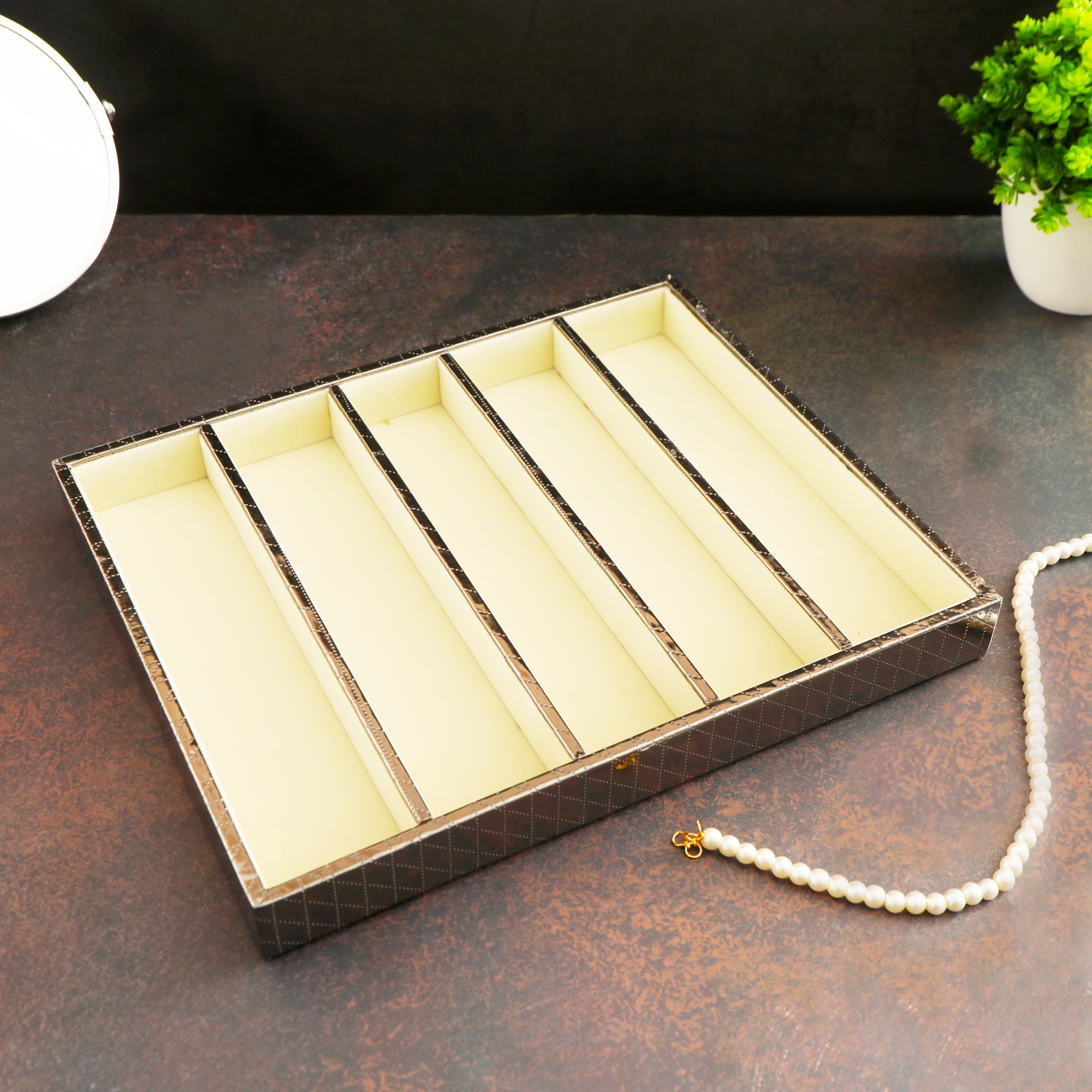 Leatherette Jewellery Tray 5 Partition - Silver