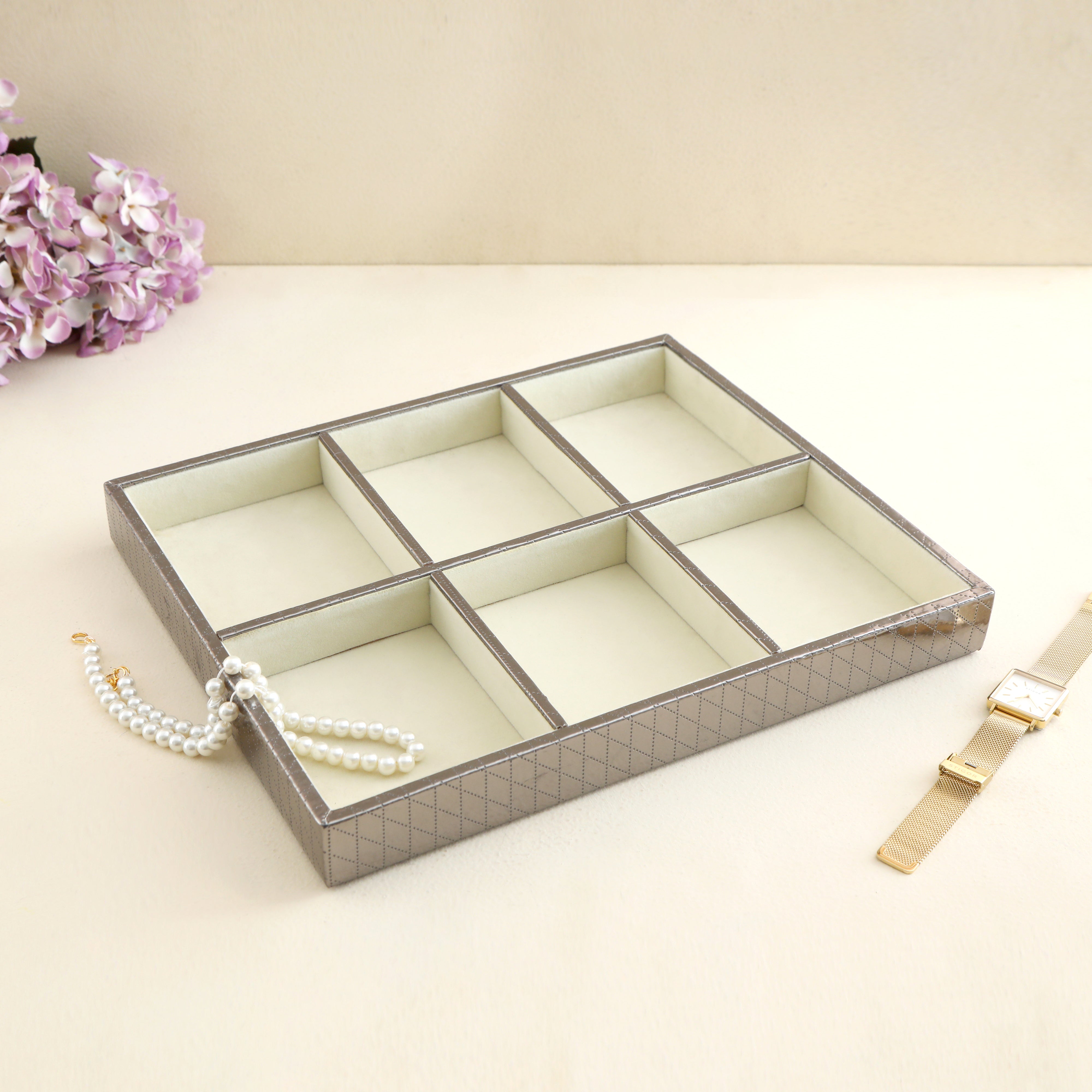 Leatherette Jewellery Tray 6 Partition - Silver