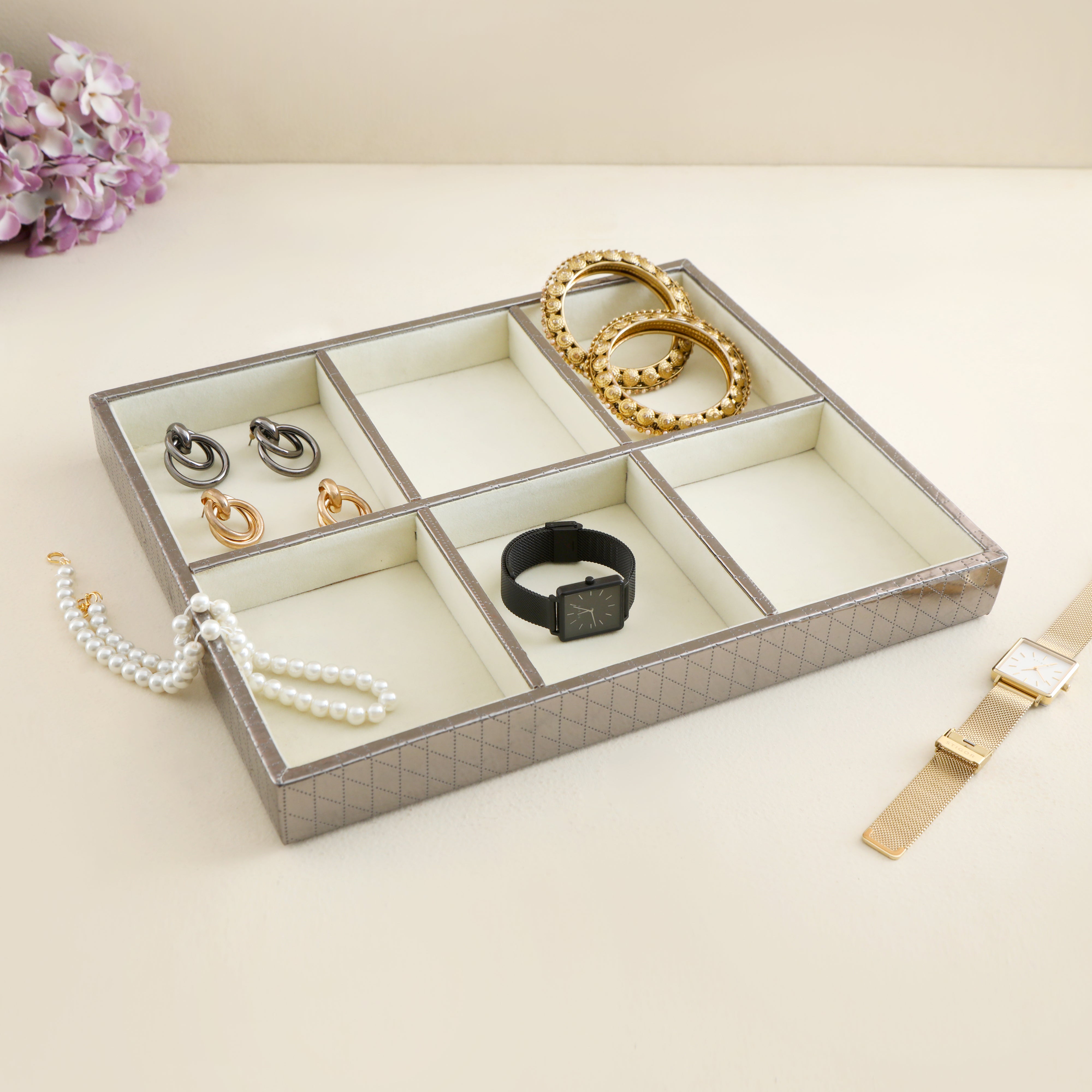 Leatherette Jewellery Tray 6 Partition - Silver