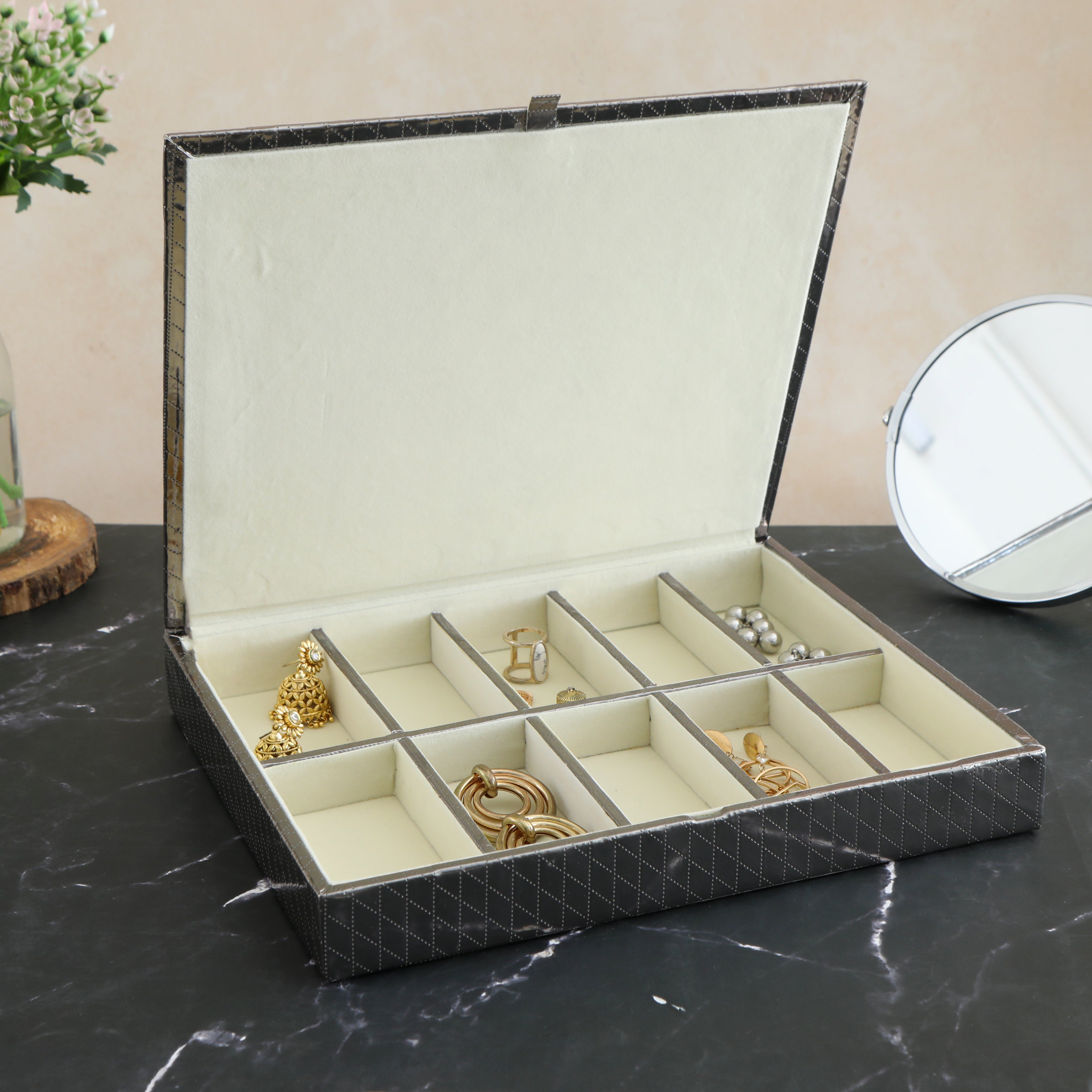 Leatherette Jewellery Box 10 Partition - Silver