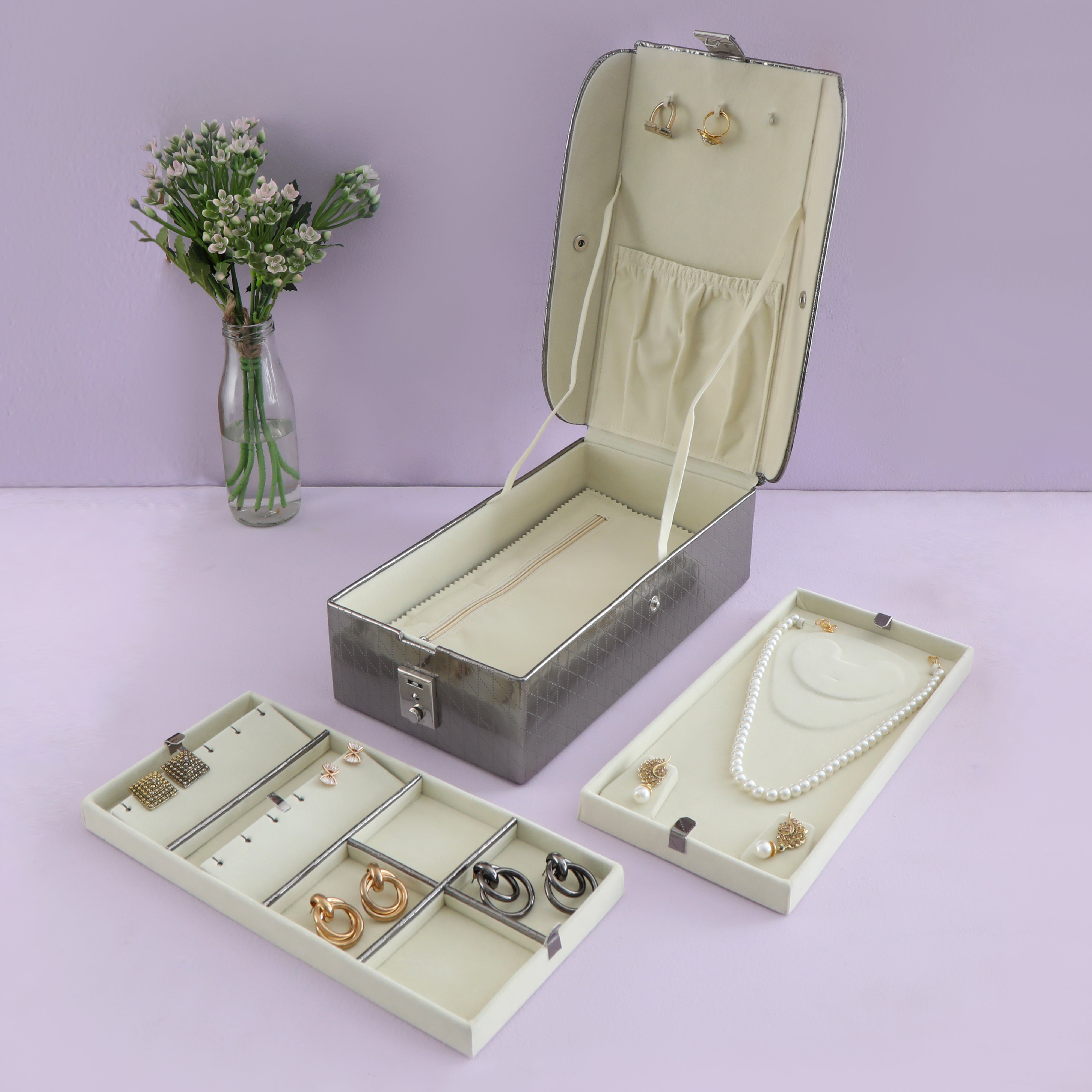 Leatherette Jewellery Box - Silver