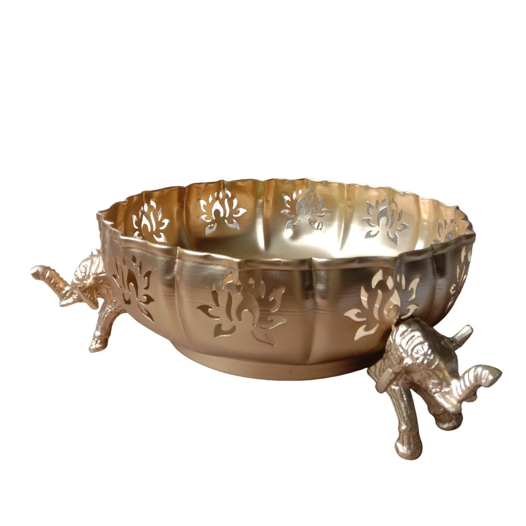 Elephant-Foot Golden Lotus /urli Bowl