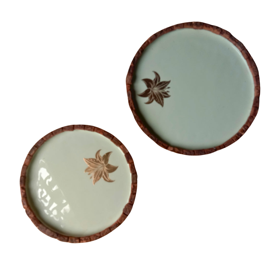 Green Enamel Wooden Round Platter Set of 2 with Tulip Foil Print