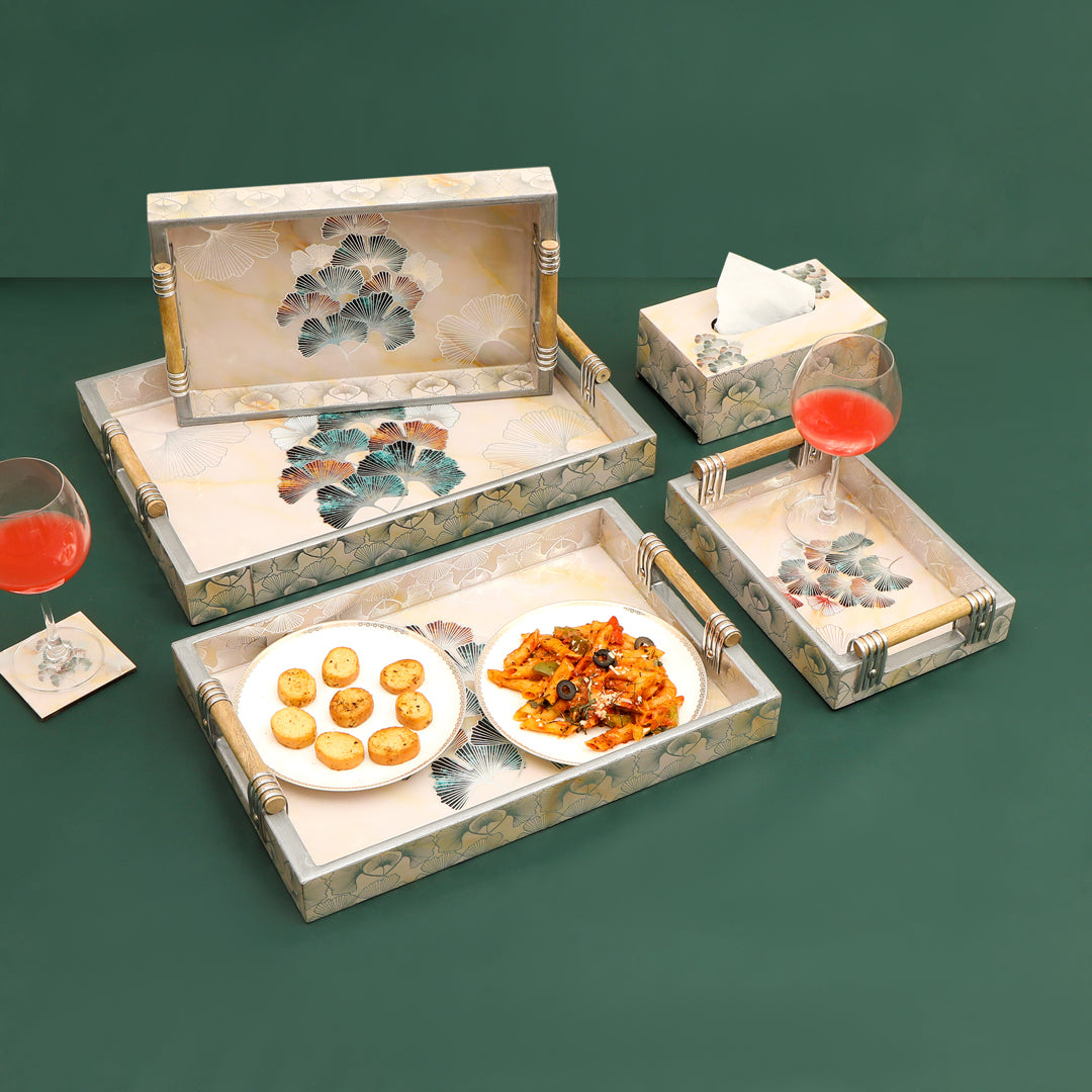 Tray Set Of 4 - New Flower