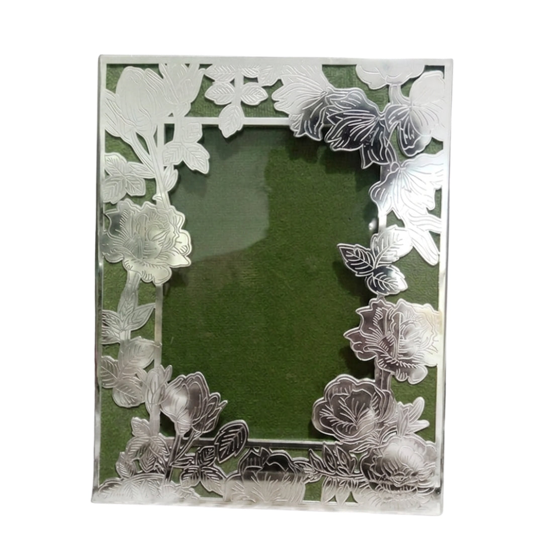 Silver Plated Gulab Baugh Rose Garden Photo Frame (Green Velvet Box)