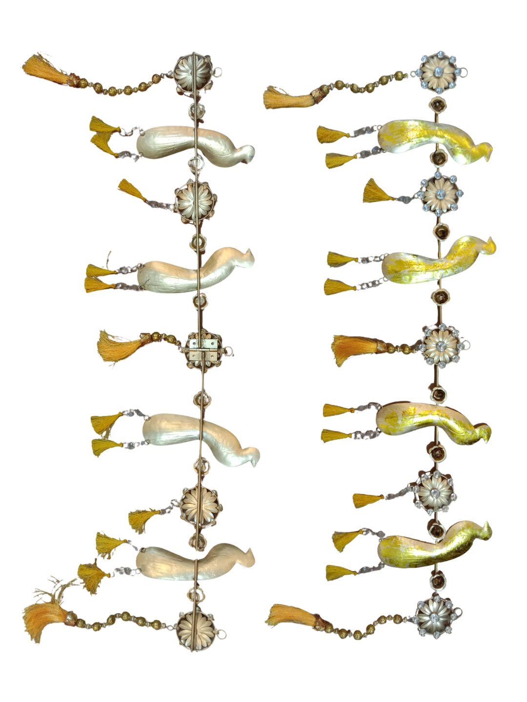 metal gold finish peaock design with gold balls hanging toran