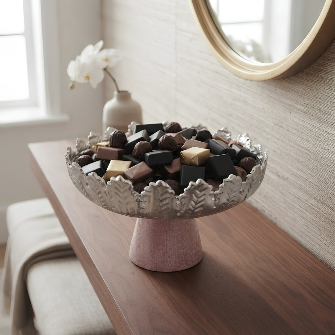 Silver-Plated Leaf-Rim Pedestal Bowl in Velvet Gift Box