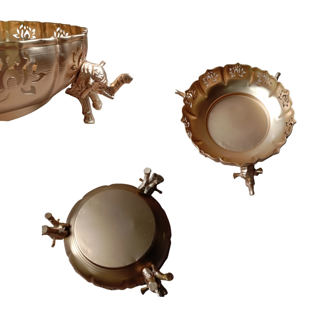 Elephant-Foot Golden Lotus /urli Bowl