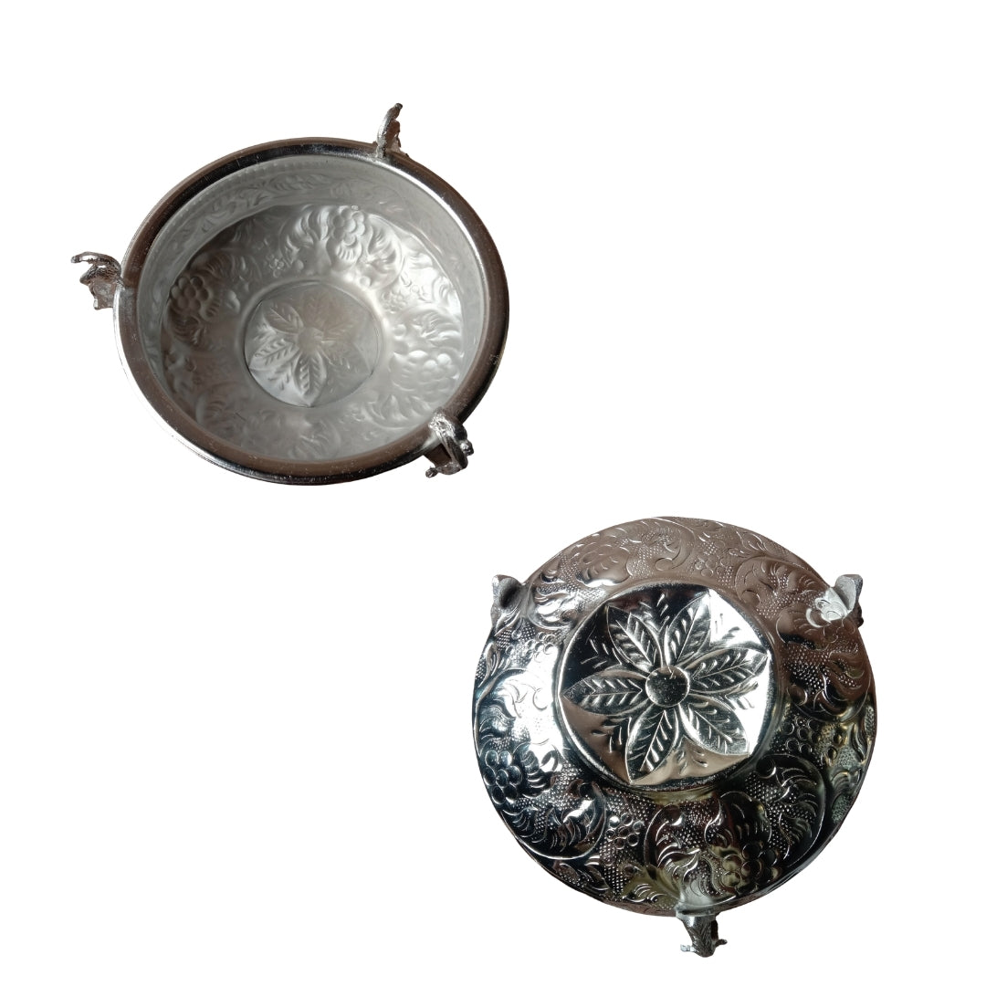 Peacock-Foot Silver urli / bowl in Velvet Box